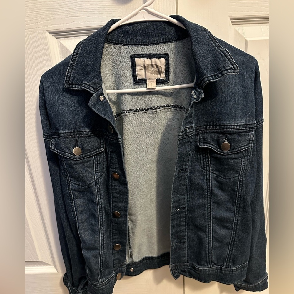 Forever 21 Denim Jacket Size XS
